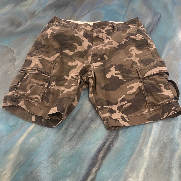 Old Navy Other - Old Navy Lived-In Straight Cargo Shorts